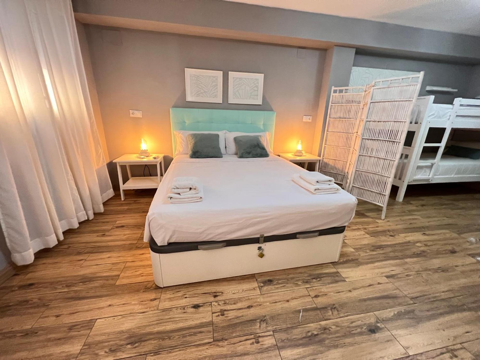 Nuestra Casita De Marmoles Parking Incluido 2 Bicis Gratis Apartment Malaga Luaran gambar