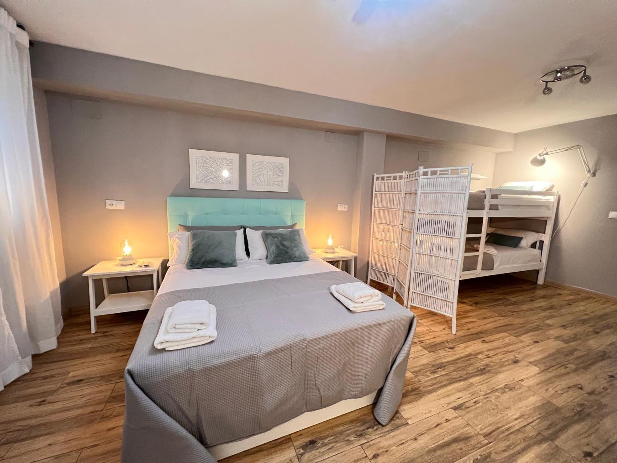 Nuestra Casita De Marmoles Parking Incluido 2 Bicis Gratis Apartment Malaga Luaran gambar